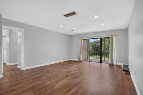 21501 Juego Circle #29 F, Boca Raton FL - photo 17 of 48