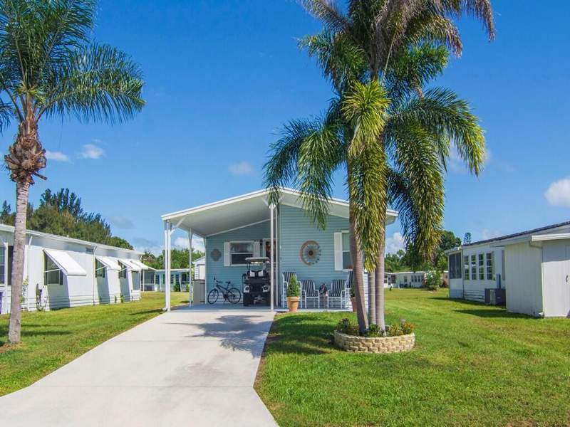 2 bedroom Manufactured Home at 5 Oliva Road, Spanish Lakes Golf Village, Port St. Lucie — photo 3