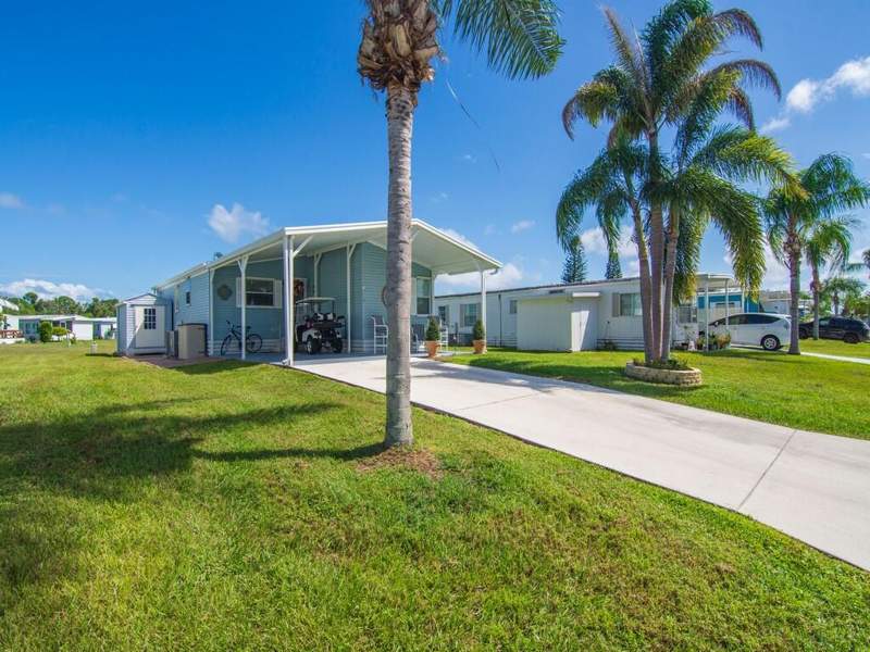 2 bedroom Manufactured Home at 5 Oliva Road, Spanish Lakes Golf Village, Port St. Lucie — photo 5