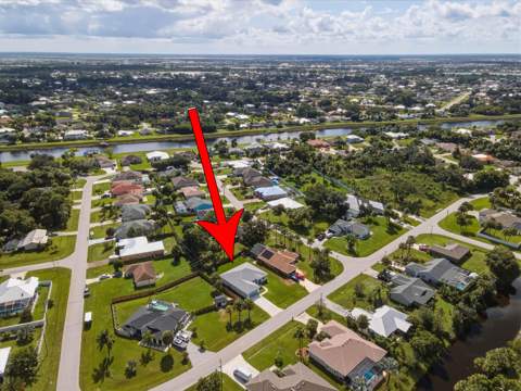 1946 SW Leafy Road, Port St. Lucie FL - photo 6 of 55