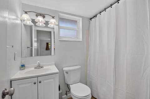 2192 NE 1st Way #104, Boynton Beach FL - photo 14 of 35