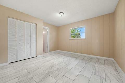 816 NE 22nd Street, Belle Glade FL - photo 14 of 23