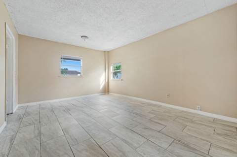 816 NE 22nd Street, Belle Glade FL - photo 17 of 23