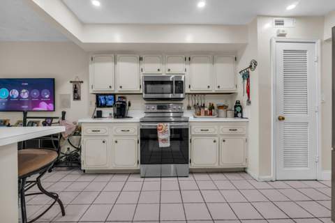 3111 Coral Springs Drive #213, Coral Springs FL - photo 20 of 45