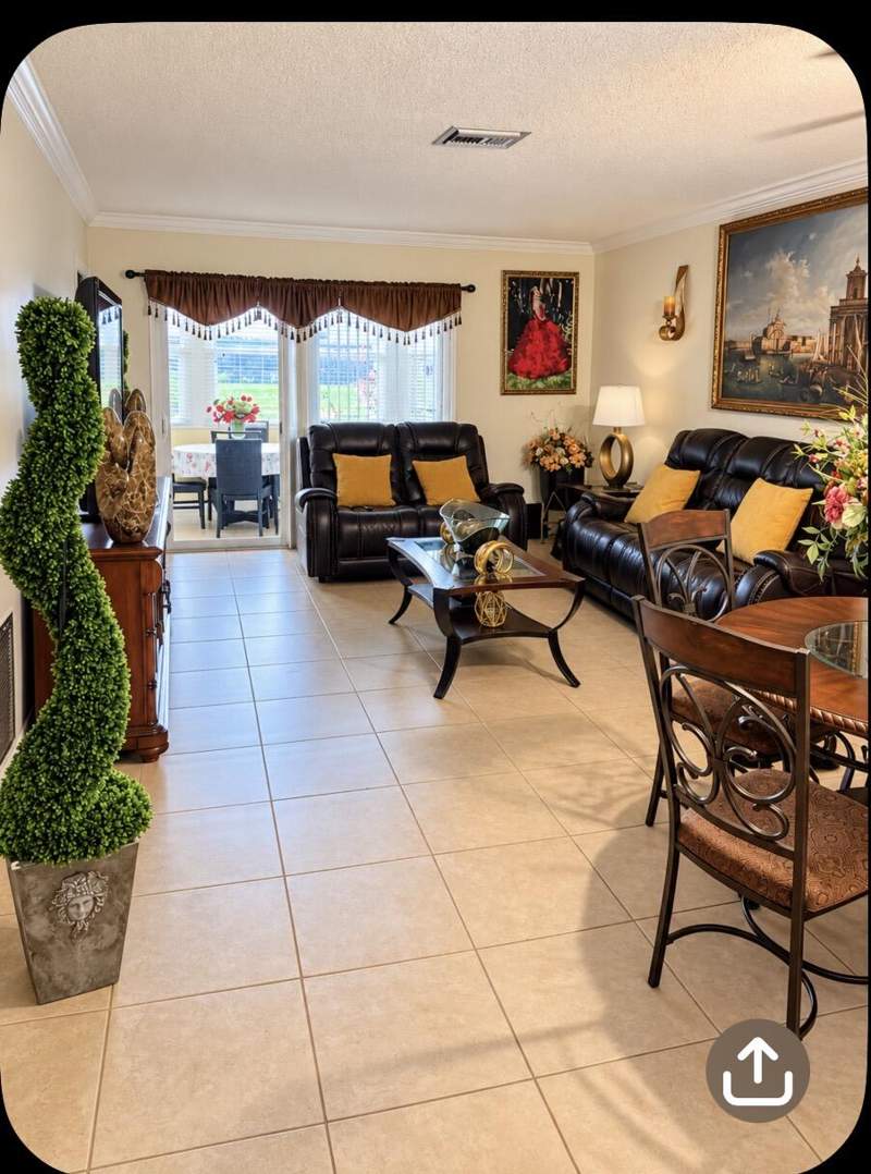 2 bedroom Condominium at 5780 W Fernley Drive #149, Cresthaven Condo Townhomes Sec 3, West Palm Beach — photo 3