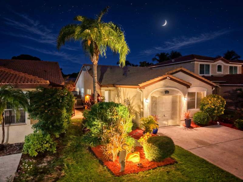 3 bedroom Single Family Residence at 4249 NW 1st Drive, Hammocks At Riverglen, Deerfield Beach — photo 5