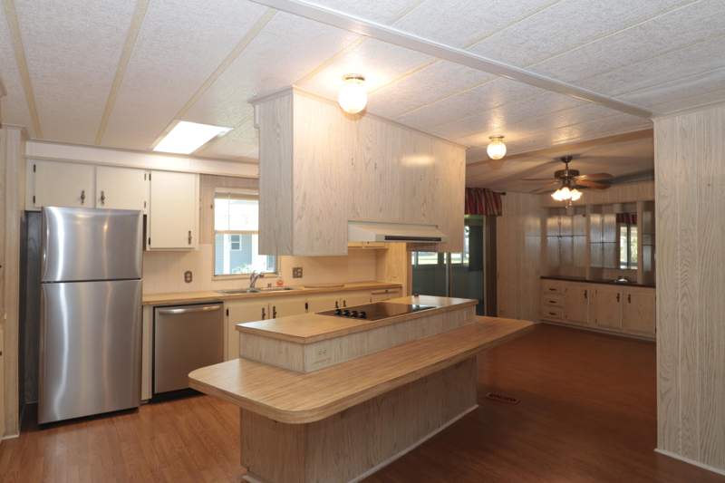 2 bedroom Mobile Home at 42016 Jima Bay, Jamaica Bay Mobile Home Co Op, Boynton Beach — photo 5