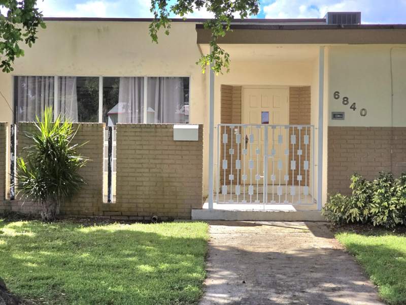 4 bedroom Single Family Residence at 6840 SW 16th Street, Pembroke Pines, Pembroke Pines — photo 4