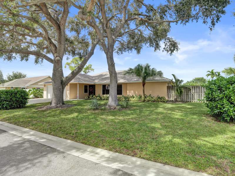 3 bedroom Single Family Residence at 4123 Ardisia Path, Cypress Creek Country Club SE Quad, Boynton Beach — photo 2