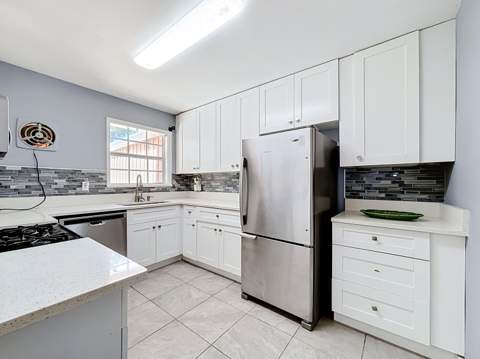 427 37th Street, West Palm Beach FL - photo 15 of 41