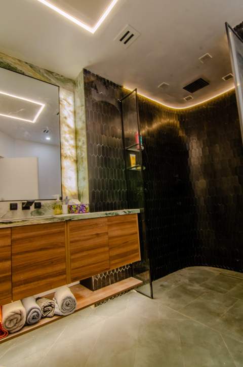 1525 NE 27th Street, Wilton Manors FL - photo 20 of 26