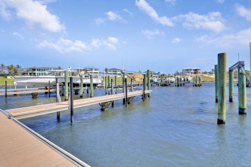 5 bedroom Single Family Residence at 2475 NE Evinrude Circle, Langford Landing, Jensen Beach — photo 3