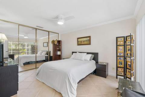 9041 Sun Terrace Circle #A, West Palm Beach FL - photo 7 of 17