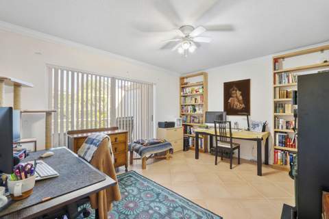 9041 Sun Terrace Circle #A, West Palm Beach FL - photo 10 of 17