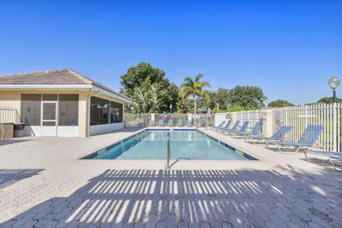 9041 Sun Terrace Circle #A, West Palm Beach FL - photo 14 of 17