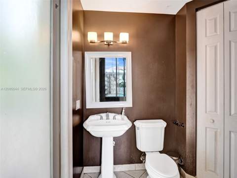 19462 Saturnia Lakes Drive, Boca Raton FL - photo 24 of 35