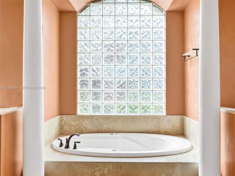 19462 Saturnia Lakes Drive, Boca Raton FL - photo 12 of 35