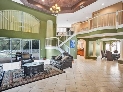 19462 Saturnia Lakes Drive, Boca Raton FL - photo 6 of 35