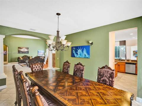 19462 Saturnia Lakes Drive, Boca Raton FL - photo 8 of 35