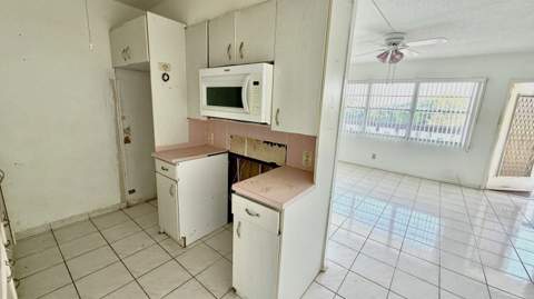 4058 Harwood, Deerfield Beach FL - photo 9 of 45