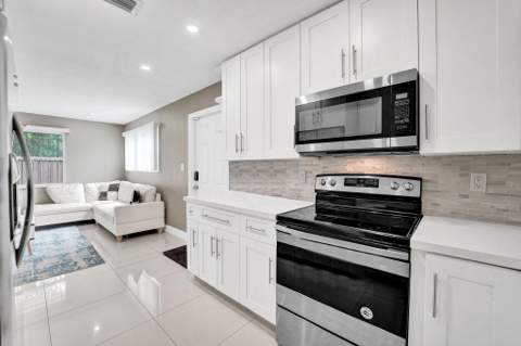 921 NW 14th Street, Fort Lauderdale FL - photo 11 of 80