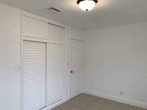 6211 NW 12th Street, Sunrise FL - photo 16 of 34