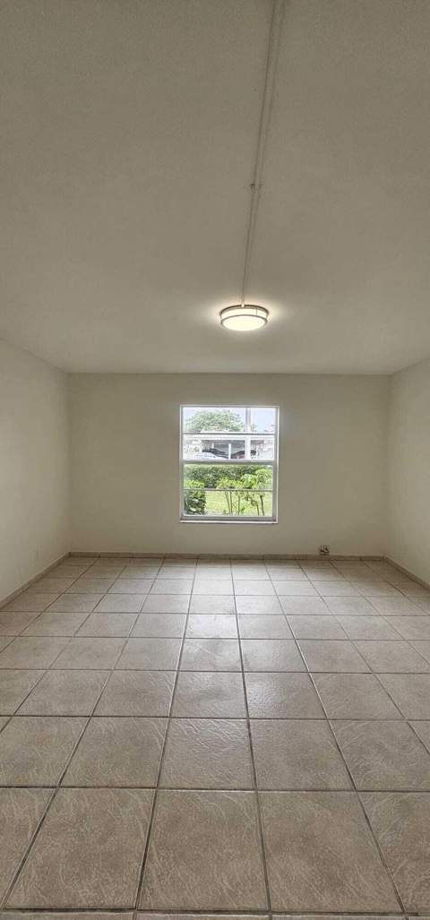 12005 Poinciana Boulevard #102, Royal Palm Beach FL - photo 13 of 67