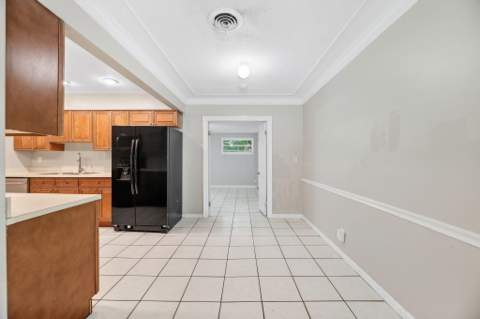 831 NW 43rd Avenue, Coconut Creek FL - photo 8 of 29