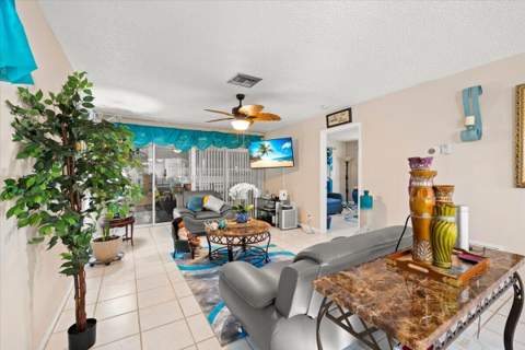 853 Meadowlark Lane #853, Delray Beach FL - photo 7 of 37