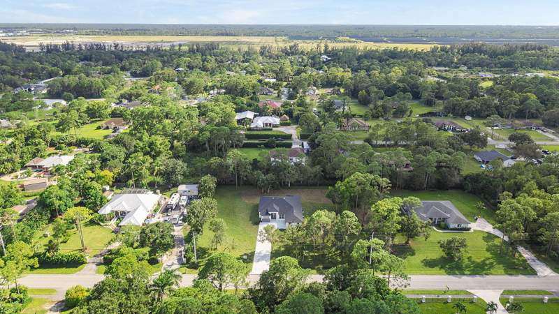 5 bedroom Single Family Residence at 17850 Tangerine Boulevard, The acreage, The Acreage — photo 4