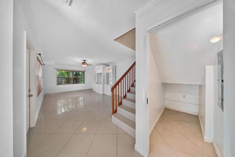 2 bedroom Townhouse at 3361 SW Sunset Trace Circle, Stamford At Sunset Trace (Aka Martin Downs Plat 36, Palm City — photo 4