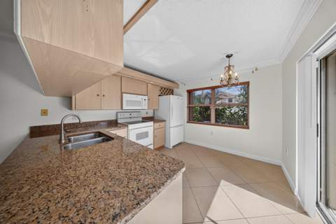 3361 SW Sunset Trace Circle, Palm City FL - photo 12 of 40