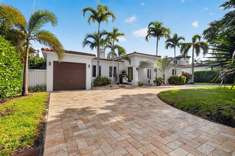 4 bedroom Single Family Residence at 2317 NE 12th Street, Beach Way Heights Unit, Fort Lauderdale — photo 2