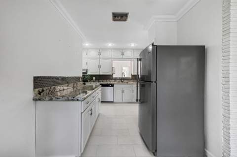 2317 NE 12th Street, Fort Lauderdale FL - photo 10 of 56