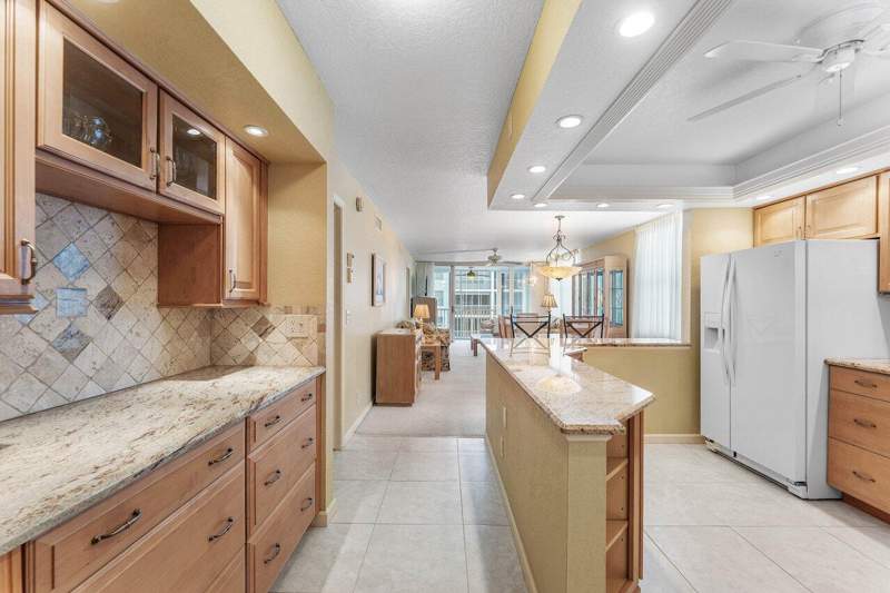 2 bedroom Condominium at 2004 S Federal Highway #309, Seagate Of Gulfstream Condo, Boynton Beach — photo 5