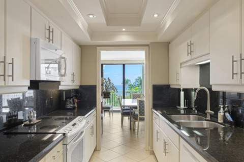 2600 S Ocean Boulevard #303W, Palm Beach FL - photo 24 of 42