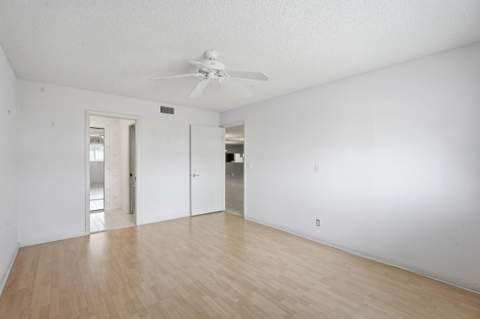 4725 Lucerne Lakes Boulevard #301, Lake Worth FL - photo 18 of 25