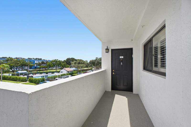 2 bedroom Condominium at 4725 Lucerne Lakes Boulevard #301, Fairway Club Condo, Lake Worth — photo 3