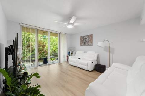 529 E Sheridan Street #1081, Dania Beach FL - photo 7 of 18