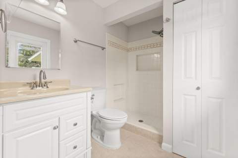 5310 Myrtle Drive, Fort Pierce FL - photo 22 of 28