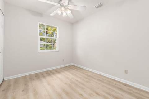 5310 Myrtle Drive, Fort Pierce FL - photo 16 of 28