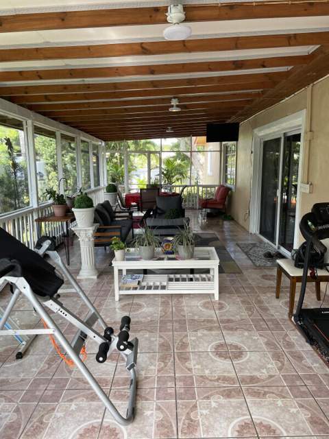 8670 NW 19th Street, Pembroke Pines FL - photo 9 of 9