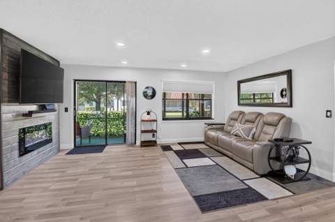 3 Vía De Casas Sur #103, Boynton Beach FL - photo 8 of 43