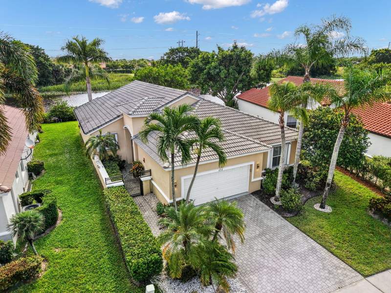 3 bedroom Single Family Residence at 18718 Sea Turtle Lane, The Shores, Boca Raton — photo 2