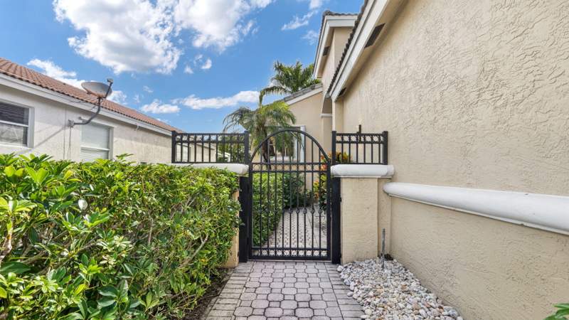 3 bedroom Single Family Residence at 18718 Sea Turtle Lane, The Shores, Boca Raton — photo 5