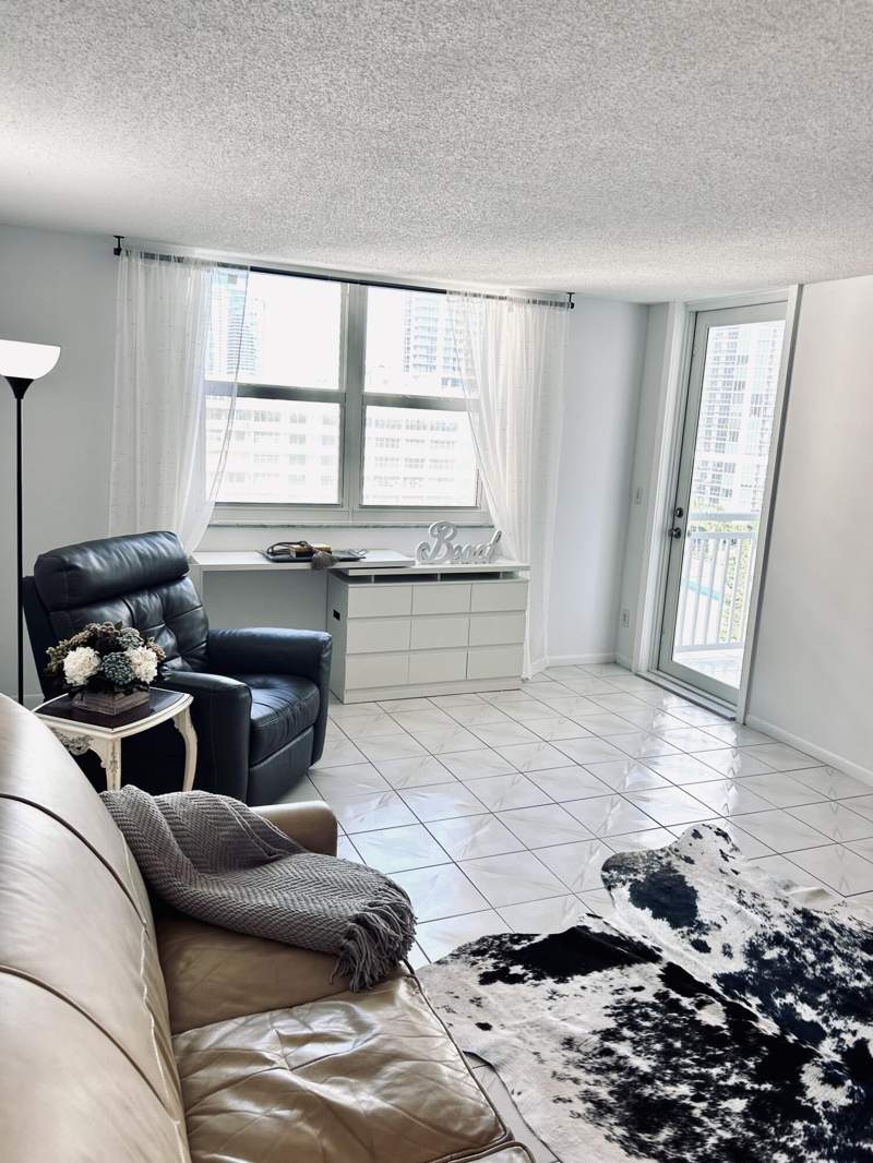 1 bedroom Condominium at 1849 S Ocean Drive #1105, Plaza Towers South Condo, Hallandale Beach — photo 3