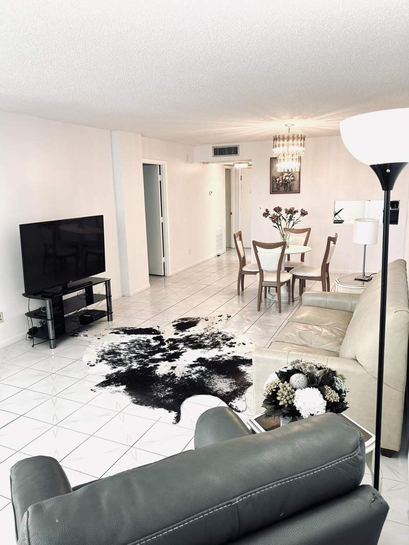 1 bedroom Condominium at 1849 S Ocean Drive #1105, Plaza Towers South Condo, Hallandale Beach — photo 5