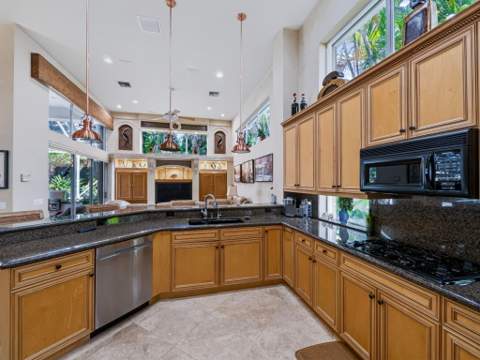 106 Pembroke Drive, Palm Beach Gardens FL - photo 11 of 54