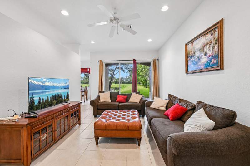 3 bedroom Townhouse at 2894 SW Cedar Dunes Drive, Third Replat Of Portofino Isles, Port St. Lucie — photo 3