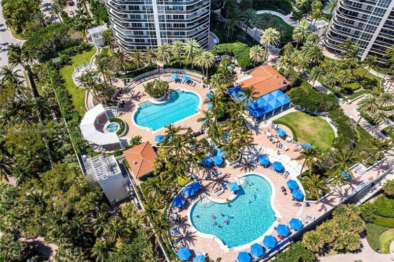2 bedroom Condominium at 3100 N Ocean Boulevard #2603, Lhermitage I Condominium, Fort Lauderdale — photo 3